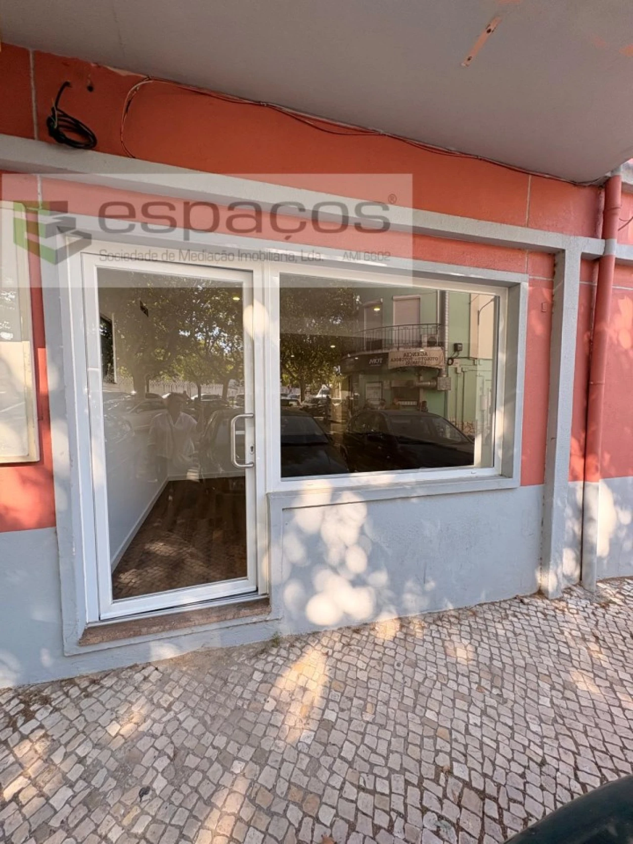 Loja para Arrendamento em Alverca do Ribatejo e Sobralinho Foto 8