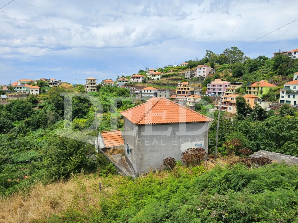 Moradia T2 para Venda em Ribeira Brava Foto 23