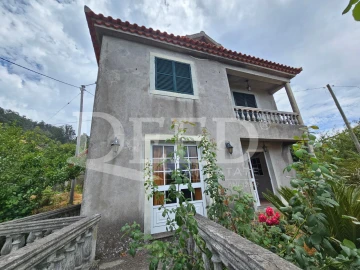 Moradia T2 para Venda em Ribeira Brava