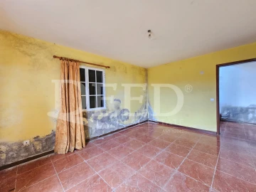 Moradia T2 para Venda em Ribeira Brava