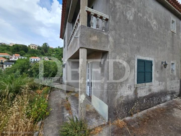 Moradia T2 para Venda em Ribeira Brava