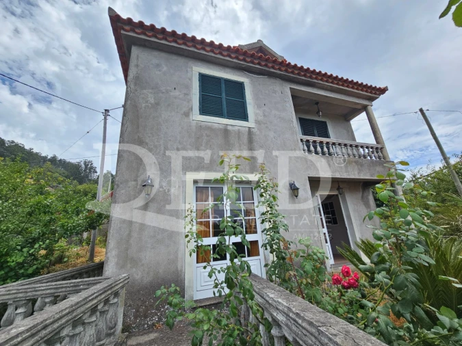 Moradia T2 para Venda em Ribeira Brava Foto 2