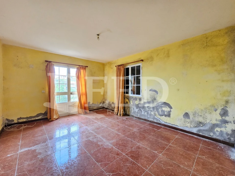 Moradia T2 para Venda em Ribeira Brava Foto 4