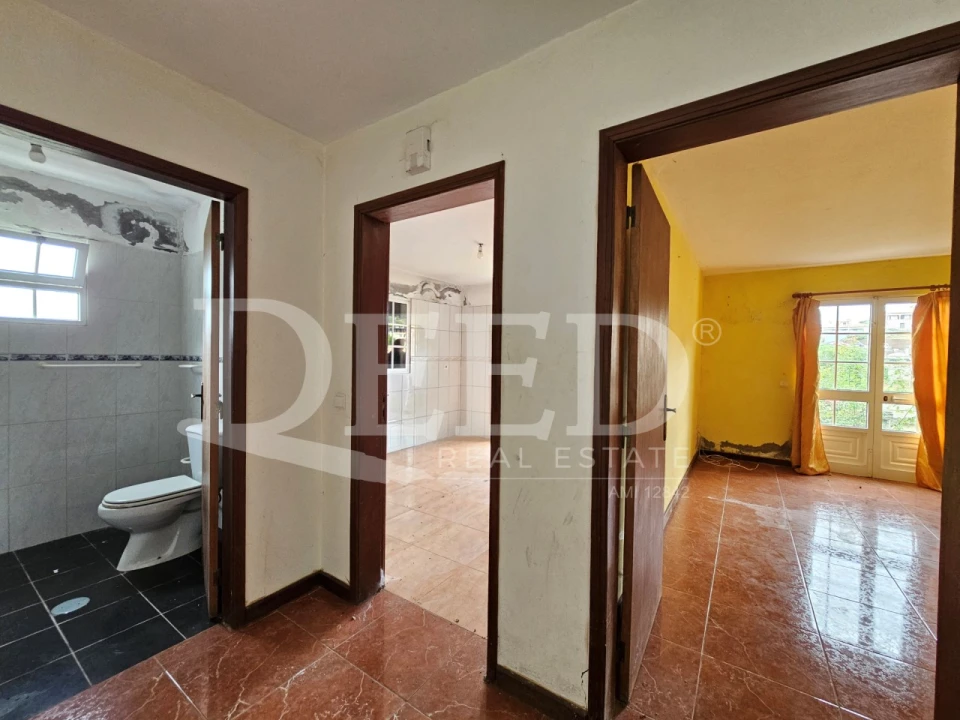 Moradia T2 para Venda em Ribeira Brava Foto 6