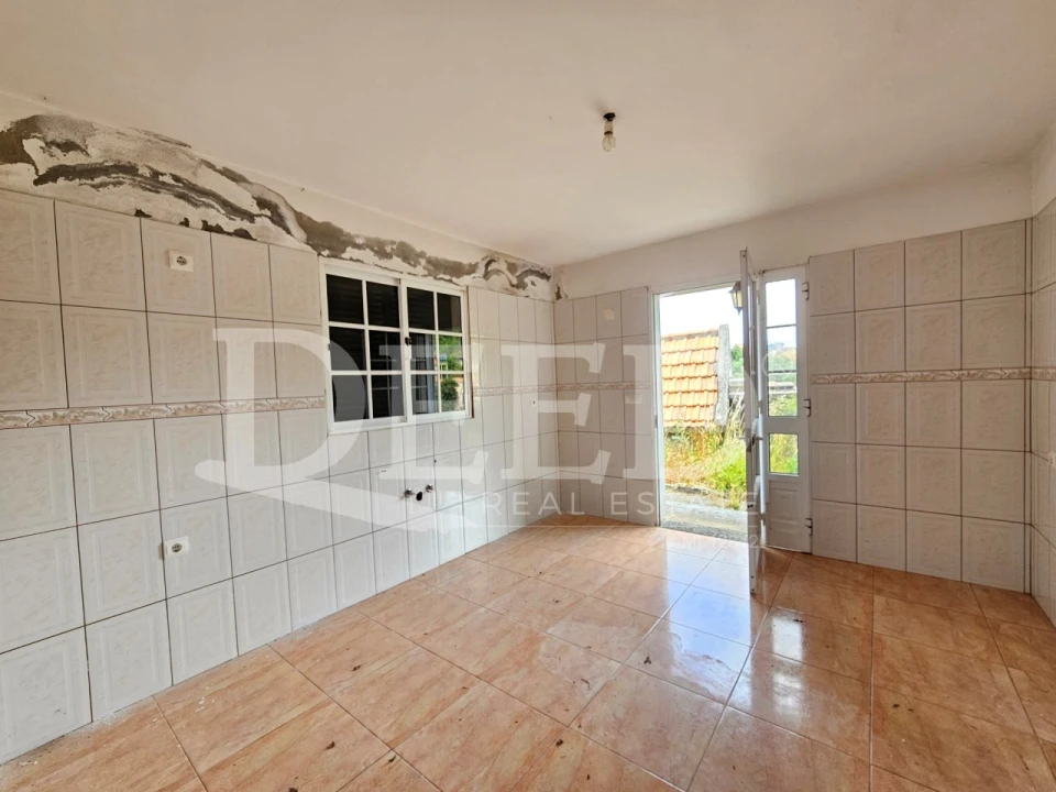 Moradia T2 para Venda em Ribeira Brava Foto 10