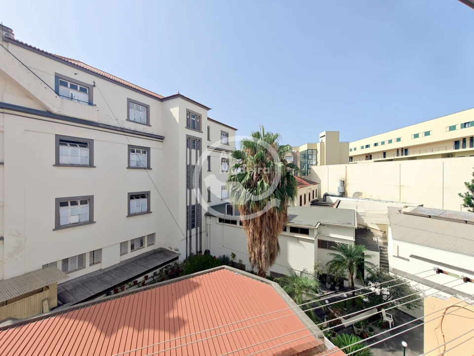 Apartamento T2 para Venda em Funchal (Se) Foto 8
