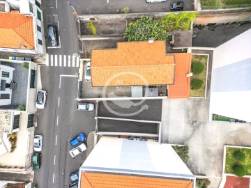 Moradia T3 para Venda em Santo Antonio
