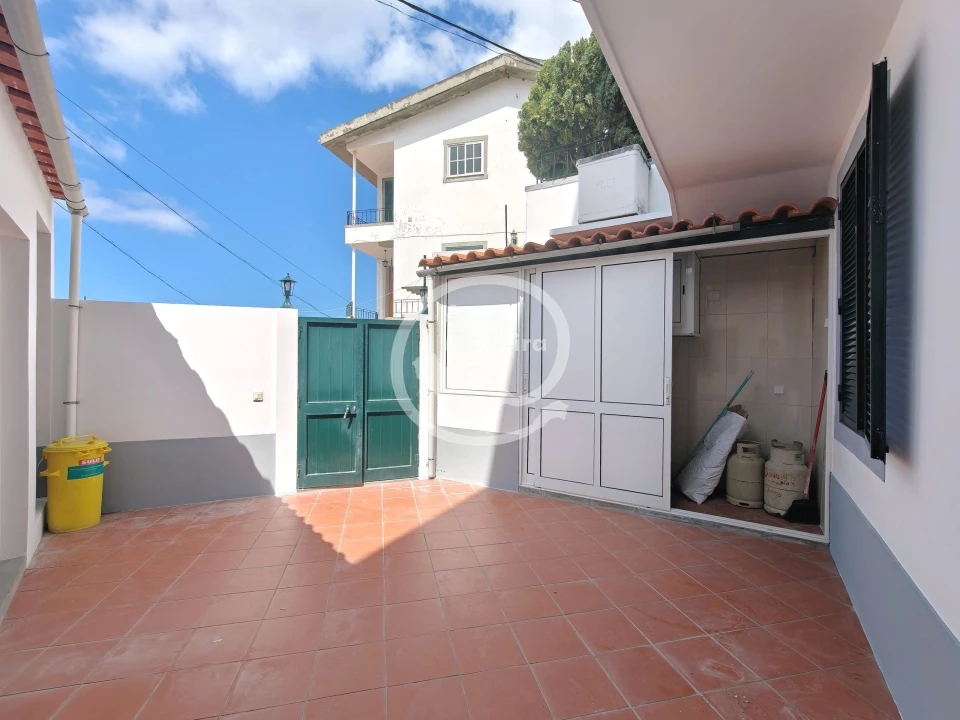 Moradia T1 para Venda em Funchal (Santa Maria Maior) Foto 5