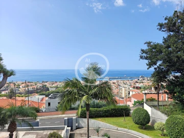 Moradia T3 para Venda em Funchal (Santa Luzia)