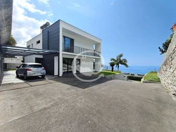 Moradia T3 para Venda em Funchal (Santa Luzia)
