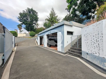 Moradia T3 para Venda em Funchal (Santa Luzia)