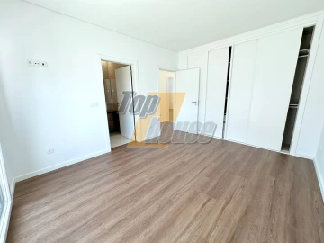 Moradia T4 para Venda em Fernao Ferro