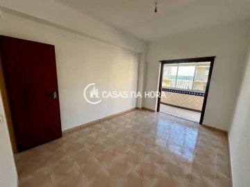 Apartamento T3 para Venda em Laranjeiro e Feijó
