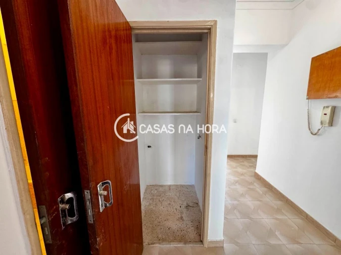 Apartamento T3 para Venda em Laranjeiro e Feijó Foto 11