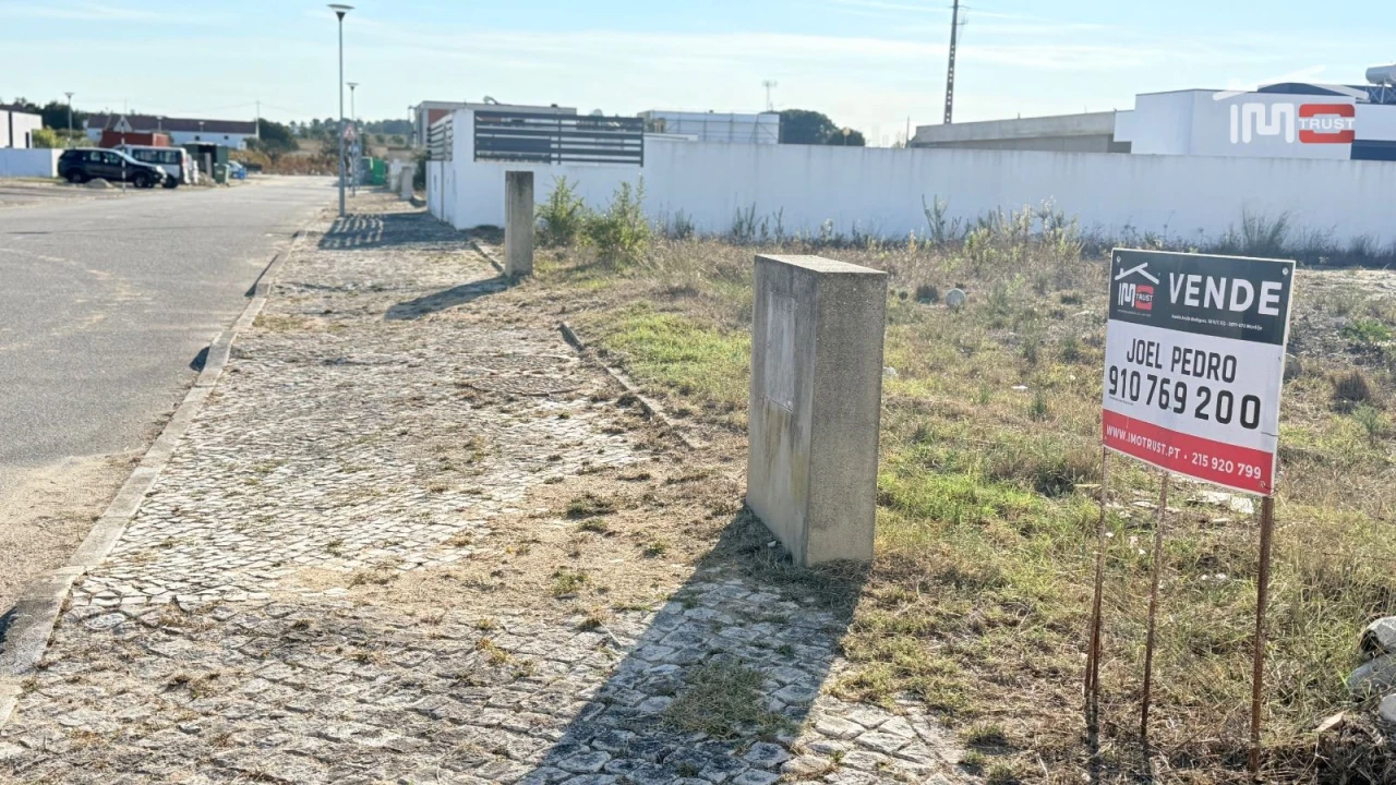 Terreno para Venda em Pegões Foto 3