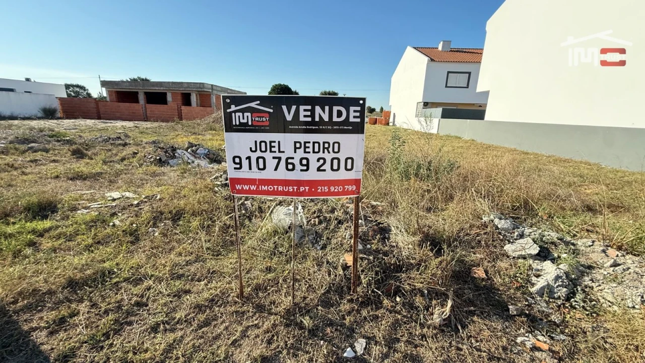 Terreno para Venda em Pegões Foto 2
