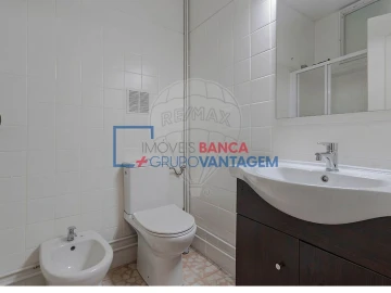 Apartamento T3 para Venda em Lordelo do Ouro e Massarelos
