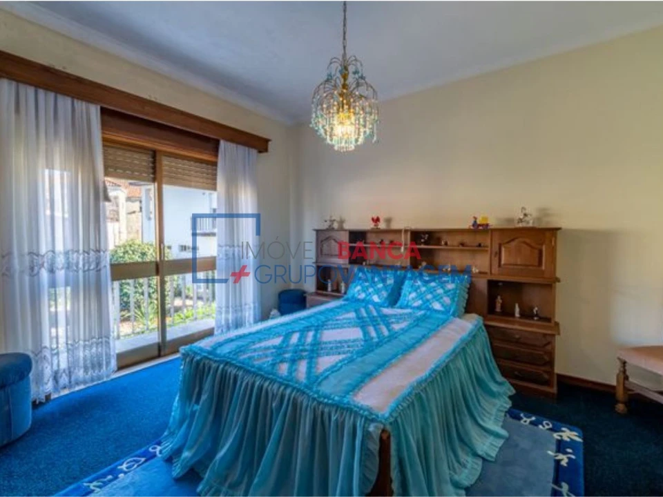 Moradia T4 para Venda em Croca Foto 9
