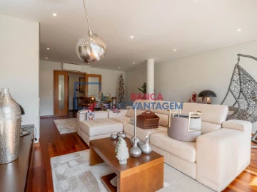 Moradia T3 para Venda em Coronado (São Romão e São Mamede)