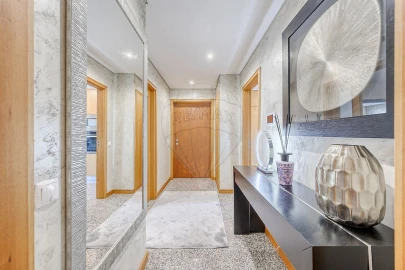 Apartamento T3 para Venda em Coronado (São Romão e São Mamede)