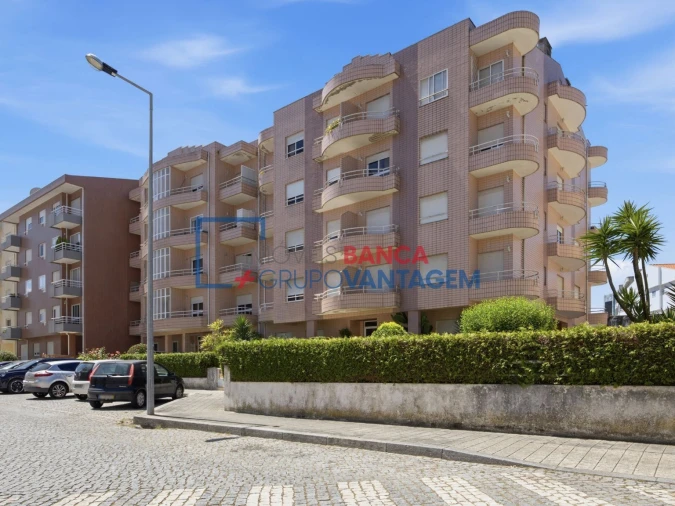 Apartamento T3 para Venda em Cidade da Maia Foto 2
