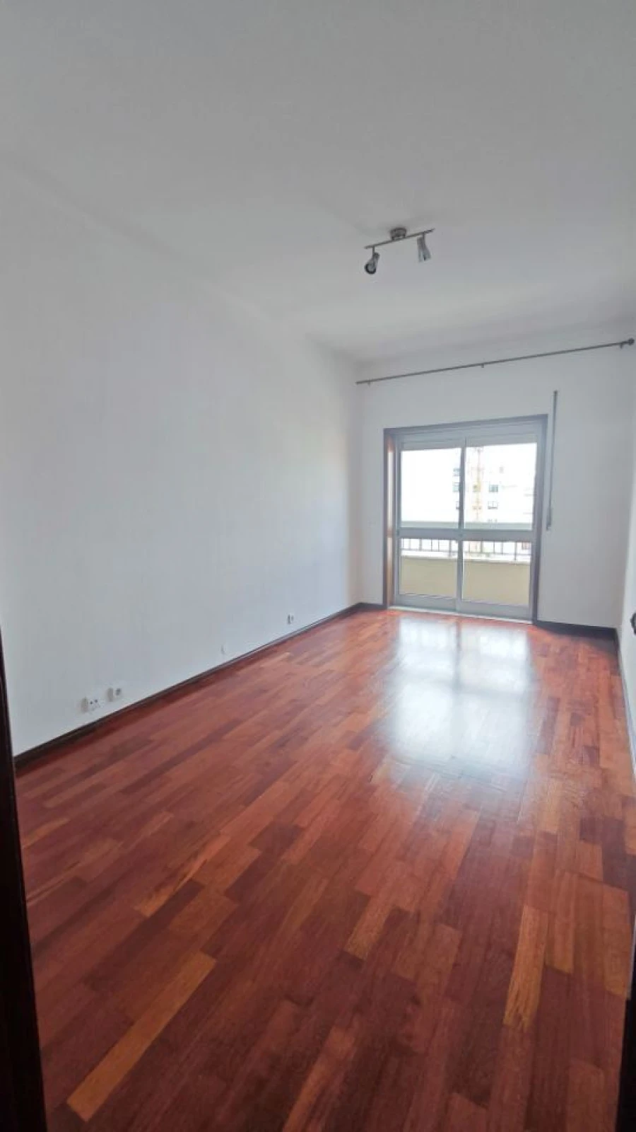 Apartamento T2 para Arrendamento em Mafamude e Vilar do Paraíso Foto 9