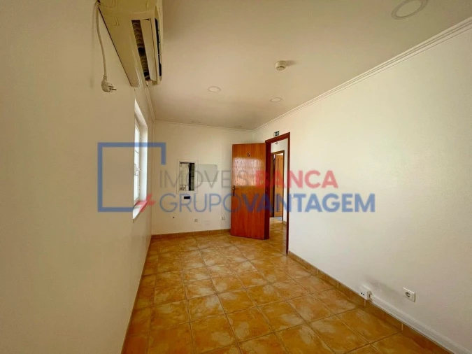 Moradia T3 para Venda em Azeitão (São Lourenço e São Simão) Foto 17