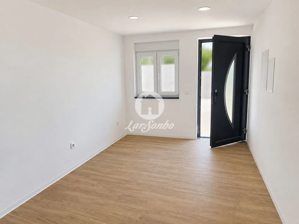 Apartamento T3 para Venda em Arcozelo Foto 17