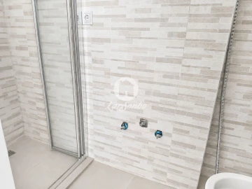 Apartamento T3 para Venda em Arcozelo