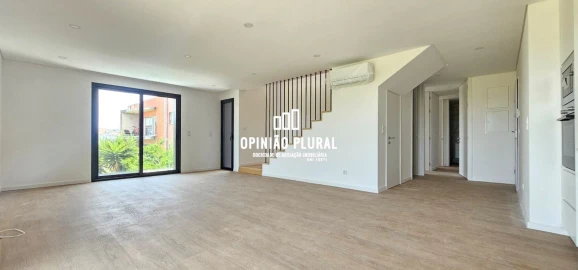 Apartamento T4 para Venda em Gulpilhares e Valadares