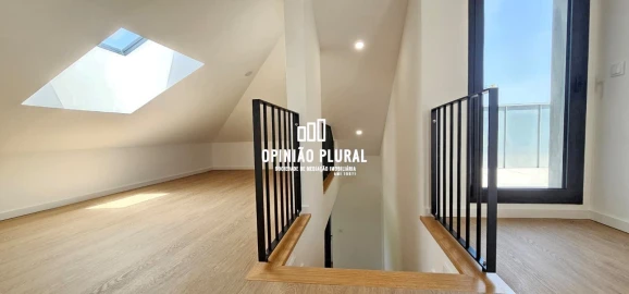 Apartamento T4 para Venda em Gulpilhares e Valadares