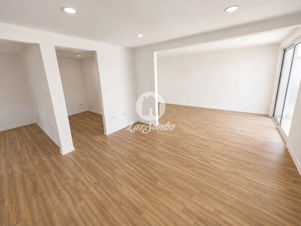 Apartamento T3 para Venda em Arcozelo Foto 11