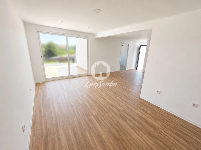 Apartamento T3 para Venda em Arcozelo Foto 23