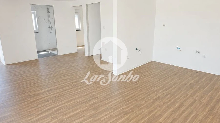 Apartamento T3 para Venda em Arcozelo