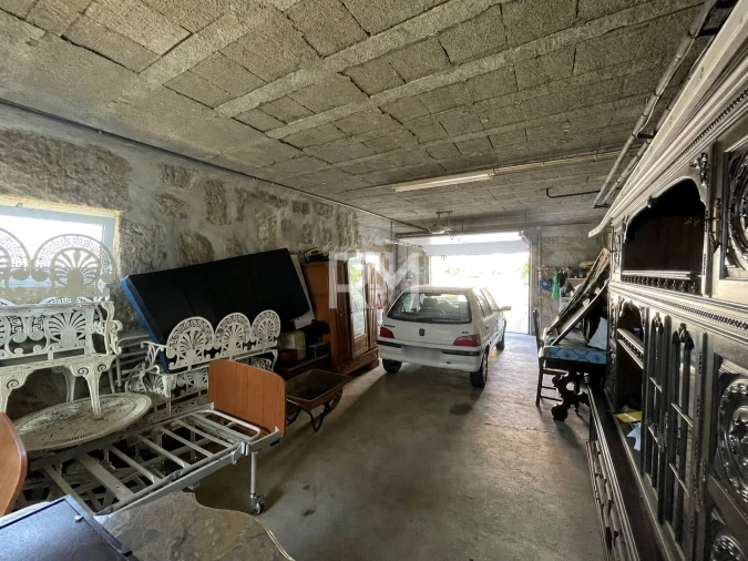 Moradia T4 para Venda em Livração Foto 24