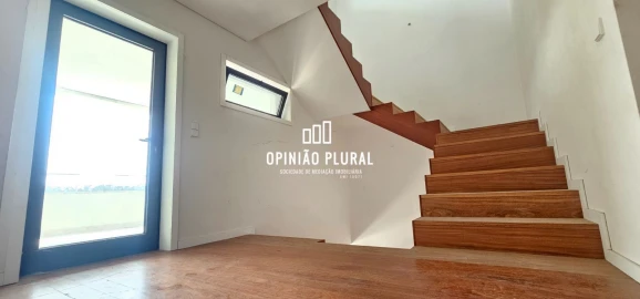 Moradia T3 para Venda em Gondomar (São Cosme), Valbom e Jovim
