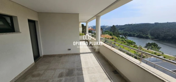Moradia T3 para Venda em Gondomar (São Cosme), Valbom e Jovim