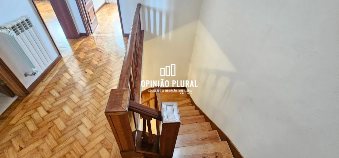 Apartamento T5 para Venda em Campanhã Foto 13