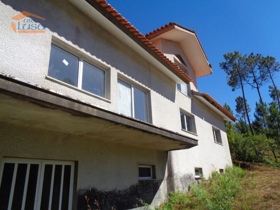 Moradia T3 para Venda em Calde Foto 4