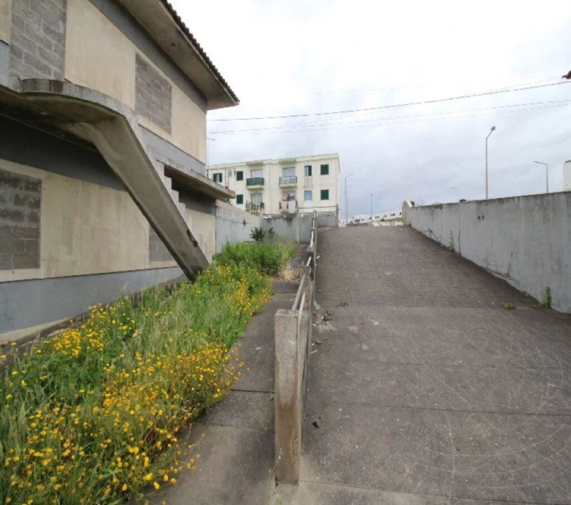 Moradia para Venda em Rabo de Peixe Foto 6