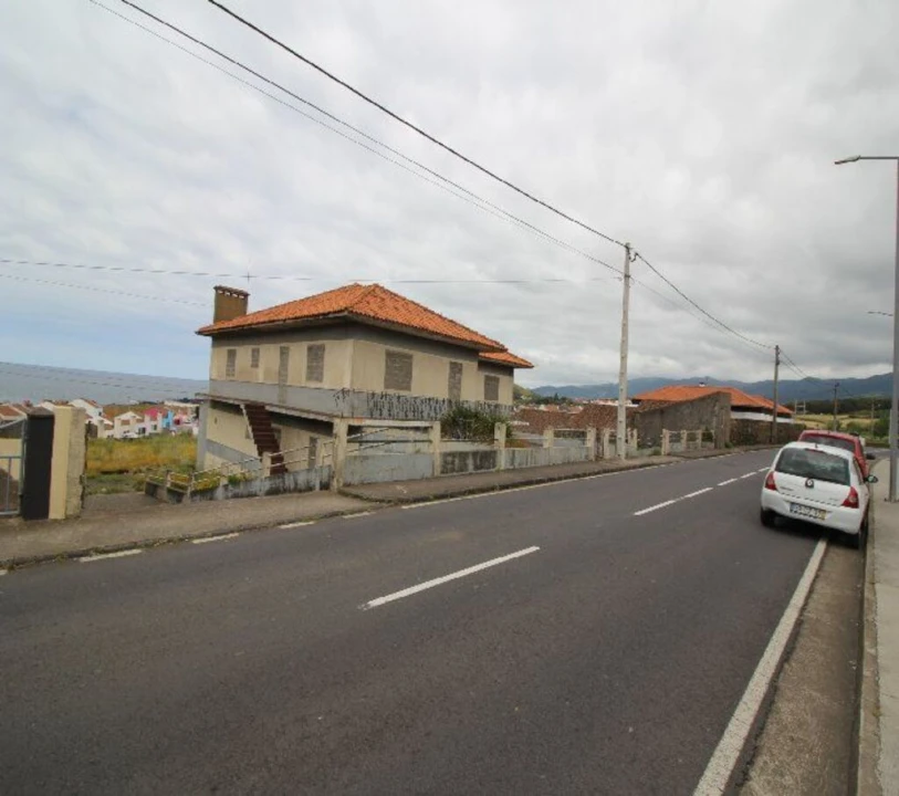 Moradia para Venda em Rabo de Peixe Foto 1