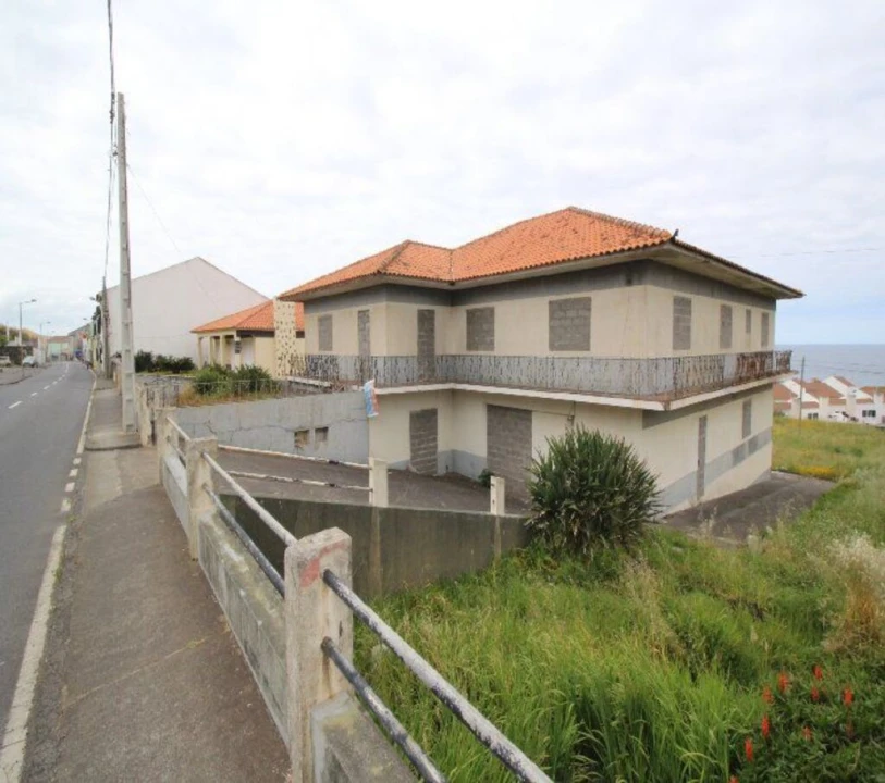 Moradia para Venda em Rabo de Peixe Foto 7