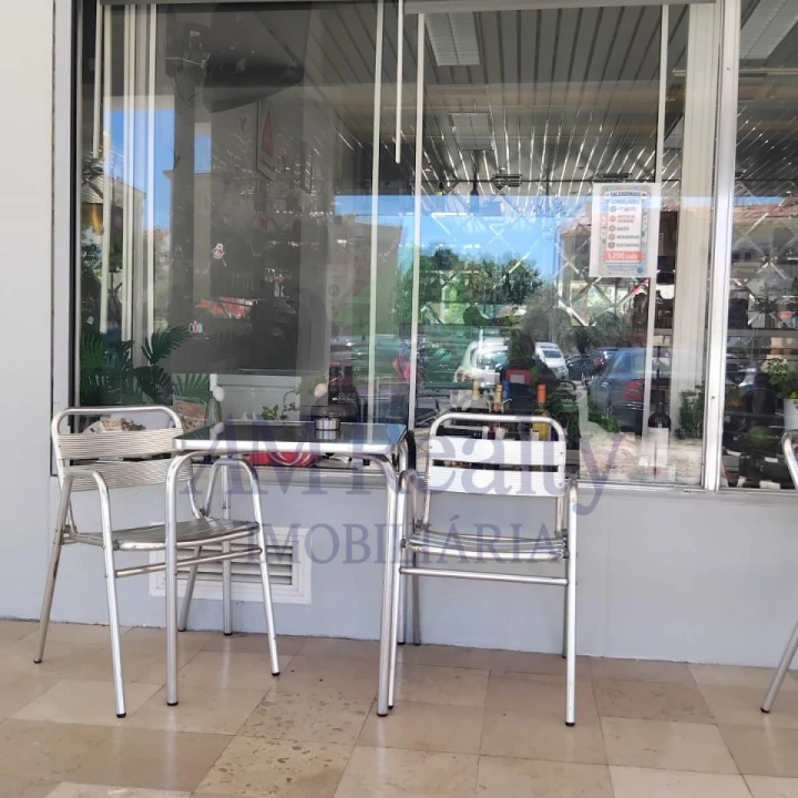 Loja para Venda em Olivais Foto 2