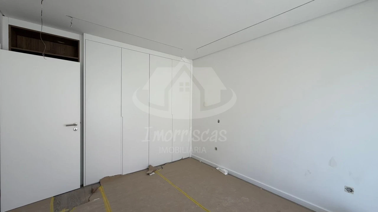Moradia T4 para Venda em Santa Iria de Azoia, São João da Talha e Bobadela Foto 18
