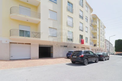 Apartamento T3 para Venda em Alhandra, São João dos Montes e Calhandriz