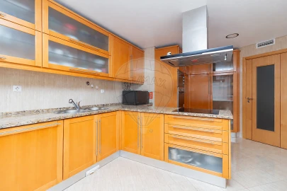 Apartamento T3 para Venda em Alhandra, São João dos Montes e Calhandriz