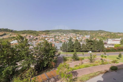 Apartamento T3 para Venda em Alhandra, São João dos Montes e Calhandriz
