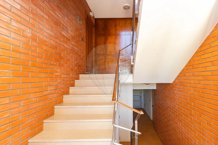 Apartamento T2 para Venda em Torreira Foto 3