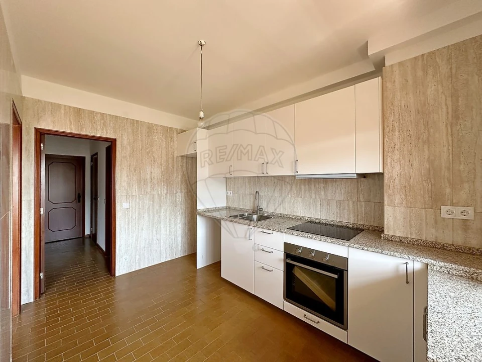 Apartamento T2 para Arrendamento em Mafamude e Vilar do Paraíso Foto 25