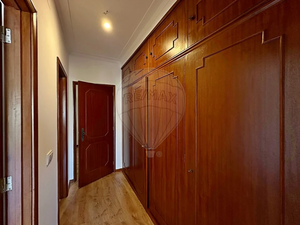 Apartamento T2 para Arrendamento em Mafamude e Vilar do Paraíso Foto 15